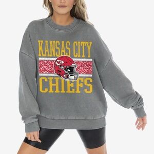 NFL Gameday Couture Gray Kansas City Chiefs Oversized Crewneck Size: Large NWT